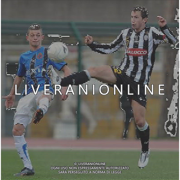 63¡ Edizione Viareggio Cup World Football Tournament - Coppa Carnevale Viareggio- 21.02.2011 Juventus-Bruges Nella Foto:romano-lestienne /Ph.Vitez-Ag. Aldo Liverani