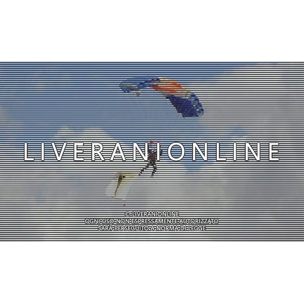 63¡ Edizione Viareggio Cup World Football Tournament - Coppa Carnevale Viareggio- 21.02.2011 Juventus-Bruges Nella Foto:Paracadutisti /Ph.Vitez-Ag. Aldo Liverani