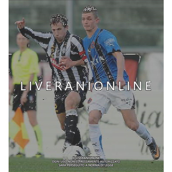 63¡ Edizione Viareggio Cup World Football Tournament - Coppa Carnevale Viareggio- 21.02.2011 Juventus-Bruges Nella Foto:Dario Romano-Maxim Lestienne /Ph.Vitez-Ag. Aldo Liverani
