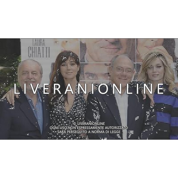 Roma - 22/02/2011 - Hotel de Russie - Photocall del film \' Manuale d\'amore 3 \' - nella foto: Aurelio De Laurentiis Monica Bellucci Carlo Verdone e Laura Chiatti © Fabrizio Corradetti - Ag. Aldo Liverani sas