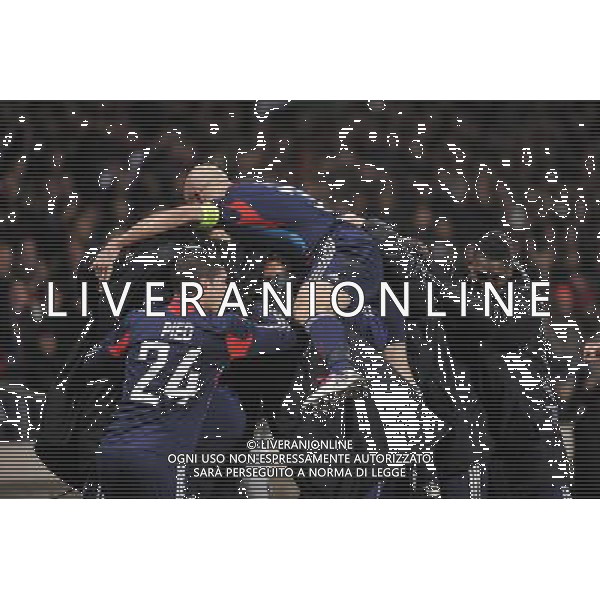 (110223) -- LYON, Feb. 23, 2011 () -- Players of Olympique de Lyon celebrate the goal during the UEFA Champions League football match against Real Madrid at the Gerland stadium in Lyon, central eastern France, Feb. 22, 2011. The match tied with a 1-1 draw. (/Laurent Zablon) (xm) ©photoshot/Agenzia Aldo Liverani Sas - ITALY ONLY - Olimpique Lione - Real Madrid Champions League 22/02/2011