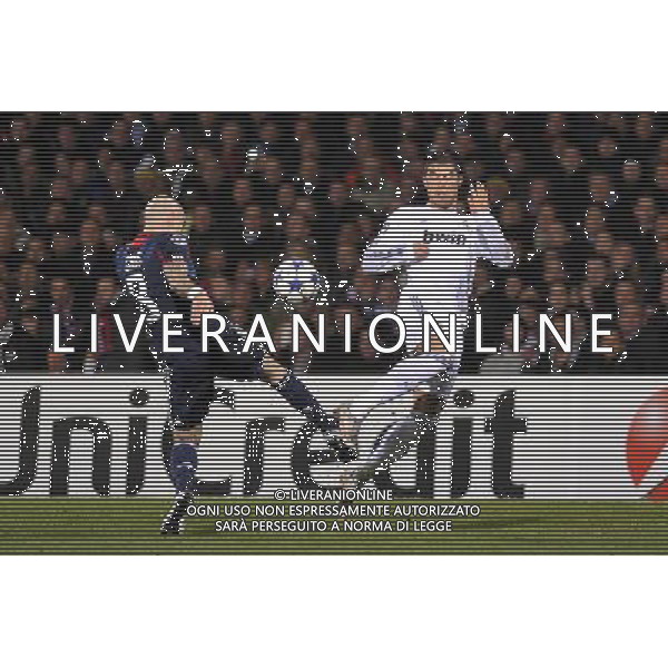 (110223) -- LYON, Feb. 23, 2011 () -- Real Madrid\'s Cristiano Ronaldo(R) fights for the ball with Cris of Olympique de Lyon during their UEFA Champions League football match at the Gerland stadium in Lyon, central eastern France, Feb. 22, 2011. The match tied with a 1-1 draw. (/Laurent Zablon) (xm) ©photoshot/Agenzia Aldo Liverani Sas - ITALY ONLY - Olimpique Lione - Real Madrid Champions League 22/02/2011