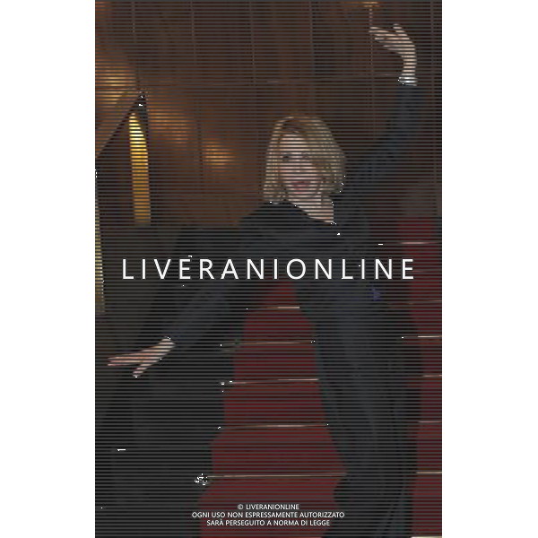 MILANO 23/2/2011 TEATRO NUOVO P.zza S. BABILA PRESENTAZIONE DELLO SPETTACOLO TEATRALE: -DADDY BLUES. UN PAPA\' PER TUTTI- DI BRUNO CHAPELLE E MARTYNE VISCIANO ADATTAMENTO E REGIA DI VINCENZO SALEMME NELLA FOTO PAOLA QUATTRINI FOTO ROMANO/AG ALDO LIVERANI