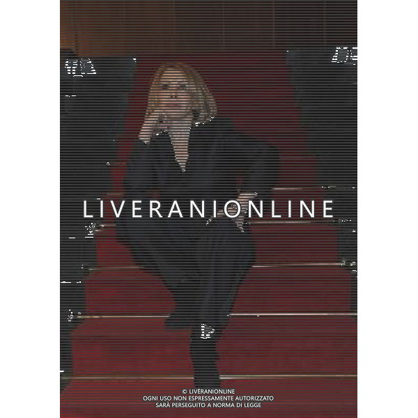 MILANO 23/2/2011 TEATRO NUOVO P.zza S. BABILA PRESENTAZIONE DELLO SPETTACOLO TEATRALE: -DADDY BLUES. UN PAPA\' PER TUTTI- DI BRUNO CHAPELLE E MARTYNE VISCIANO ADATTAMENTO E REGIA DI VINCENZO SALEMME NELLA FOTO PAOLA QUATTRINI FOTO ROMANO/AG ALDO LIVERANI