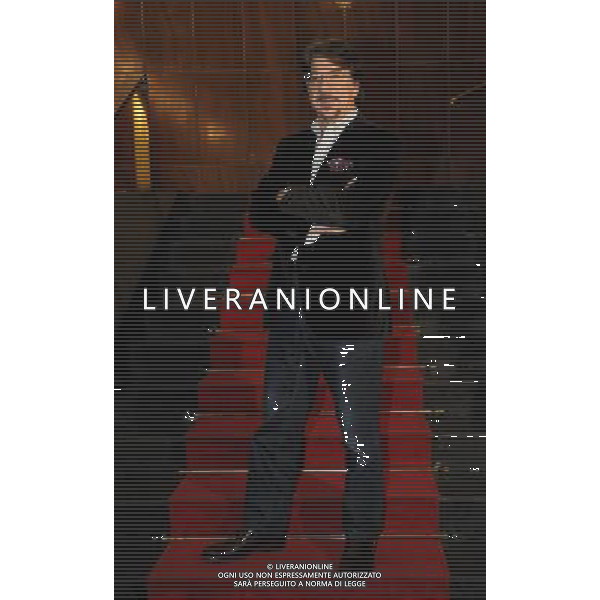 MILANO 23/2/2011 TEATRO NUOVO P.zza S. BABILA PRESENTAZIONE DELLO SPETTACOLO TEATRALE: -DADDY BLUES. UN PAPA\' PER TUTTI- DI BRUNO CHAPELLE E MARTYNE VISCIANO ADATTAMENTO E REGIA DI VINCENZO SALEMME NELLA FOTO MARCO COLUMBRO FOTO ROMANO/AG ALDO LIVERANI