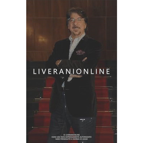 MILANO 23/2/2011 TEATRO NUOVO P.zza S. BABILA PRESENTAZIONE DELLO SPETTACOLO TEATRALE: -DADDY BLUES. UN PAPA\' PER TUTTI- DI BRUNO CHAPELLE E MARTYNE VISCIANO ADATTAMENTO E REGIA DI VINCENZO SALEMME NELLA FOTO MARCO COLUMBRO FOTO ROMANO/AG ALDO LIVERANI