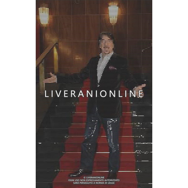 MILANO 23/2/2011 TEATRO NUOVO P.zza S. BABILA PRESENTAZIONE DELLO SPETTACOLO TEATRALE: -DADDY BLUES. UN PAPA\' PER TUTTI- DI BRUNO CHAPELLE E MARTYNE VISCIANO ADATTAMENTO E REGIA DI VINCENZO SALEMME NELLA FOTO MARCO COLUMBRO FOTO ROMANO/AG ALDO LIVERANI