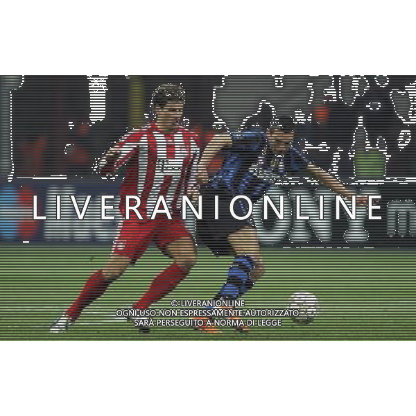 INTER - BAYERN MONACO CHAMPIONS LEAGUE 23/02/2011 NELLA FOTO gomez e lucio ©LUZZANI/AGENZIA ALDO LIVERANI SAS