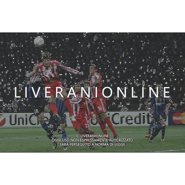 Milano 23-02-2011 Champions League 2010/11 inter-bayern monaco 0:1 nella foto colpo di testa di mario gomez ph marco luzzani/ag aldo liverani s.a.s.
