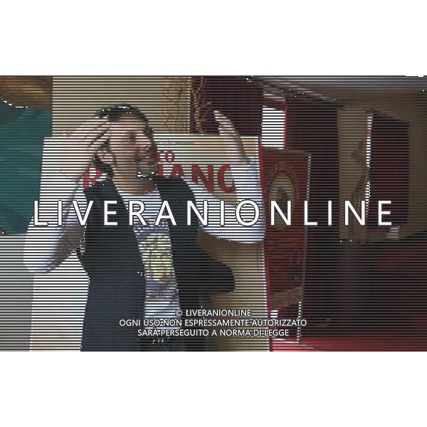 MILANO 24/02/2011 TEATRO SMERALDO PRESENTAZIONE DELLO SPETTACOLO TEATRALE DI ENRICO BRIGNANO \'SONO ROMANO MA NON E\' COLPA MIA\' PH.FIOCHI/AG ALDO LIVERANI SAS 