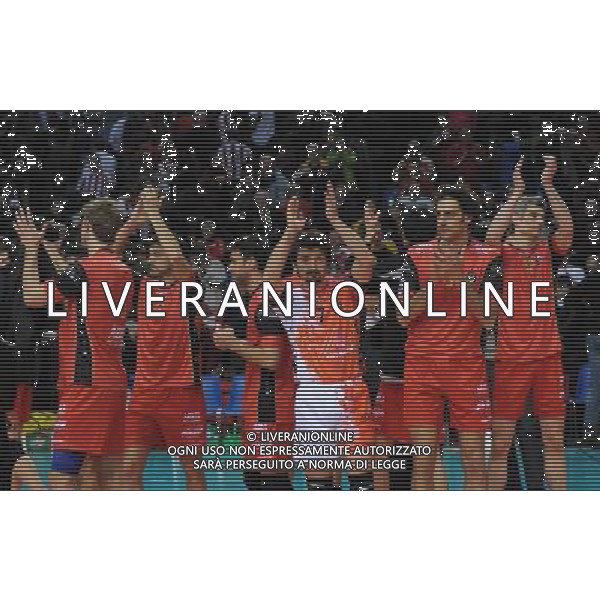 23.02.2011 - Hala Podpromie , Rzeszow . mecz o final Pucharu CEV . Asseco Resovia Rzeszow (czerwono-biale) - Sisley Treviso (czerwono-czarne) n/z. Sisley Treviso . Fot. Piotr Charchula / EDYTOR.net / Newspix.pl AG ALDO LIVERANI ONLY ITALY