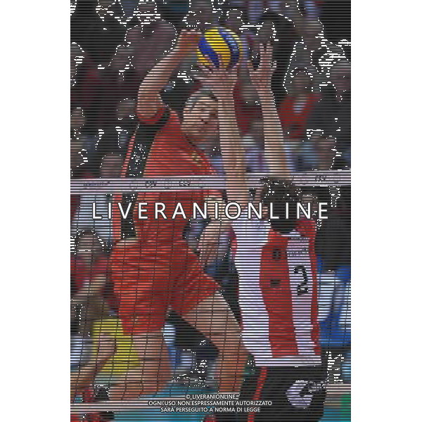 23.02.2011 RZESZOW, HALA PODPROMIE, UL. LENARTOWICZA (RZESZOW, POLAND), SIATKOWKA MEZCZYZN (MEN\'S VOLLEYBALL), POLFINAL (1/2) PUCHARU CEV (SEMI FINAL CEV CUP), MECZ ASSECO RESOVIA RZESZOW - SISLEY TREVISO (GAME ASSECO RESOVIA RZESZOW - SISLEY TREVISO) NZ ROB BONTJE (L), RYAN MILLAR (P) FOTO MICHAL STANCZYK / CYFRASPORT/NEWSPIX.PL --- Newspix.pl /AG ALDO LIVERANI PALLAVOLO VOLLEY ASSECO RESOVIA - SISLEY TREVISO - ITALY ONLY - *** Local Caption *** .