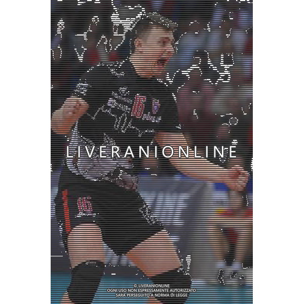 23.02.2011 RZESZOW, HALA PODPROMIE, UL. LENARTOWICZA (RZESZOW, POLAND), SIATKOWKA MEZCZYZN (MEN\'S VOLLEYBALL), POLFINAL (1/2) PUCHARU CEV (SEMI FINAL CEV CUP), MECZ ASSECO RESOVIA RZESZOW - SISLEY TREVISO (GAME ASSECO RESOVIA RZESZOW - SISLEY TREVISO) NZ KRZYSZTOF IGNACZAK, RADOSC PUNKT FOTO MICHAL STANCZYK / CYFRASPORT/NEWSPIX.PL --- Newspix.pl /AG ALDO LIVERANI PALLAVOLO VOLLEY ASSECO RESOVIA - SISLEY TREVISO - ITALY ONLY - *** Local Caption *** .