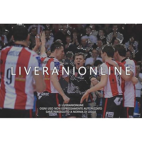 23.02.2011 RZESZOW, HALA PODPROMIE, UL. LENARTOWICZA (RZESZOW, POLAND), SIATKOWKA MEZCZYZN (MEN\'S VOLLEYBALL), POLFINAL (1/2) PUCHARU CEV (SEMI FINAL CEV CUP), MECZ ASSECO RESOVIA RZESZOW - SISLEY TREVISO (GAME ASSECO RESOVIA RZESZOW - SISLEY TREVISO) NZ GYORGY GROZER, MATEJ CERNIC, KRZYSZTOF IGNACZAK, MICHAL BARANOWICZ, RADOSC PUNKT FOTO MICHAL STANCZYK / CYFRASPORT/NEWSPIX.PL --- Newspix.pl /AG ALDO LIVERANI PALLAVOLO VOLLEY ASSECO RESOVIA - SISLEY TREVISO - ITALY ONLY - *** Local Caption *** .