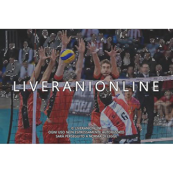 ASSECO RESOVIA - SISLEY TREVISO POLFINAL EUROPEAN CUP - CEV CUP NELLA FOTO DANTE BONINFANTE (L), ROB BONTJE (C), JIRI KOVAR (C), MATEJ CERNIC (P) FOTO MICHAL STANCZYK / CYFRASPORT / / NEWSPIX.PL/ALDO LIVERANI ONLY ITALY 