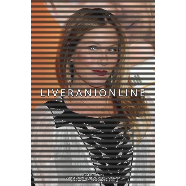 23 February 2011 - Hollywood, California - Christina Applegate. \'Hall Pass\' Los Angeles Premiere held at The Cinerama Dome. Photo Credit: Byron Purvis/AdMedia AG. ALDO LIVERANI SAS ITALY ONLY *** Local Caption *** .
