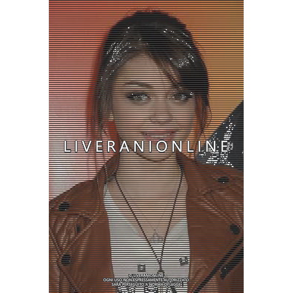 23 February 2011 - Hollywood, California - Sarah Hyland. \'Hall Pass\' Los Angeles Premiere held at The Cinerama Dome. Photo Credit: Byron Purvis/AdMedia AG. ALDO LIVERANI SAS ITALY ONLY *** Local Caption *** .