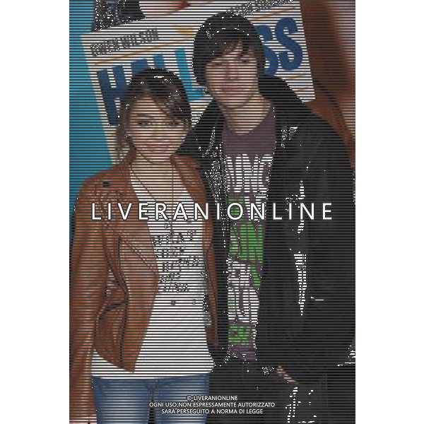 Sarah Hyland and Matt Prokop Photo by Janet Gough \'Hall Pass\' World Premiere at the ArcLight Hollywood Cinemas February 23, 2011 - Hollywood, California ©photoshot/AG ALDO LIVERANI SAS - ITALY ONLY - *** Local Caption *** .