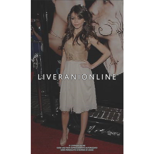 Sarah Hyland Photo by Janet Gough \'Beastly\' Los Angeles Premiere at the Pacific Theaters at the Grove February 24, 2011 - Los Angeles, California AG. ALDO LIVERANI SAS ITALY ONLY *** Local Caption *** .