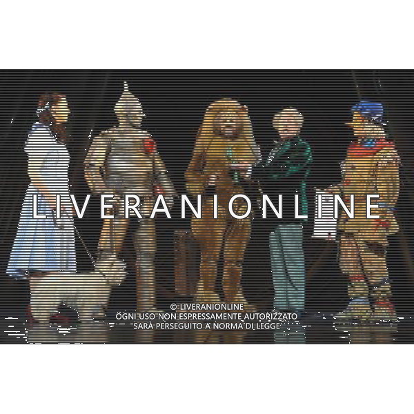 \'Il mago di Oz\'27/02/2011 Nel cast anche Daniele Speranza come Dorothy partecipare al photocall di \'Il mago di Oz\', che apre al Palladium di Londra questo mese. Photoshot-AGALDOLIVERANI ONLYITALY