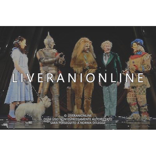 \'Il mago di Oz\'27/02/2011 Nel cast anche Daniele Speranza come Dorothy partecipare al photocall di \'Il mago di Oz\', che apre al Palladium di Londra questo mese. Photoshot-AGALDOLIVERANI ONLYITALY