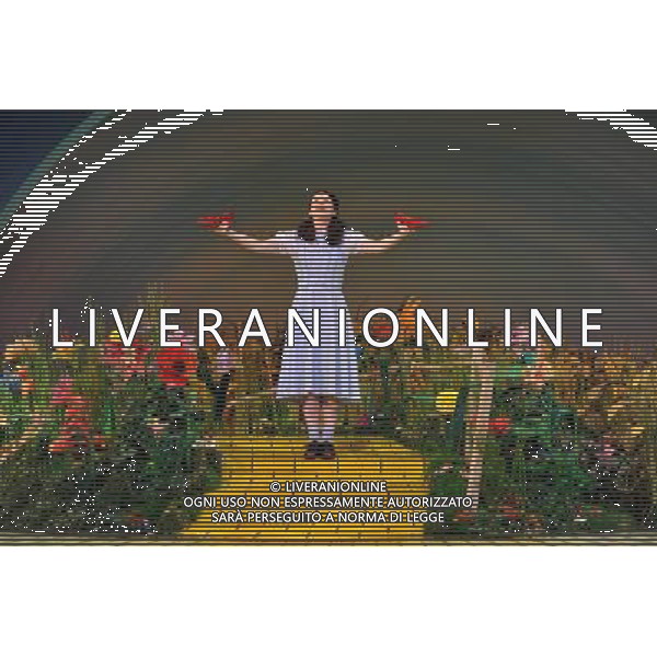 \'Il mago di Oz\'27/02/2011 Nel cast anche Daniele Speranza come Dorothy partecipare al photocall di \'Il mago di Oz\', che apre al Palladium di Londra questo mese. Photoshot-AGALDOLIVERANI ONLYITALY