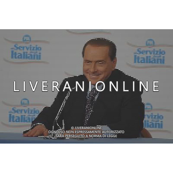 MILANO 28/2/2011 SILVIO BERLUSCONI A PALAZZO REALE CON MICHELA BRAMBILLA PER LA PRESENTAZIONE DEL PROGETTO: -IL PDL AL SERVIZIO DEGLI ITALIANI- NELLA FOTO SILVIO BERLUSCONI FOTO ROMANO/AG ALDO LIVERANI 