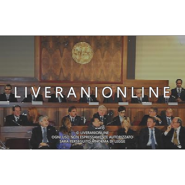 MILANO 28/2/2011 CONFCOMMERCIO C.so VENEZIA, 47 SILVIO BERLUSCONI INSIEME CON I MINISTRI LOMBARDI INCONTRA I RAPPRESENTANTI DELLA CONFCOMMERCIO NELLA FOTO SILVIO BERLUSCONI ED I MINISTRI FOTO ROMANO/AG ALDO LIVERANI 