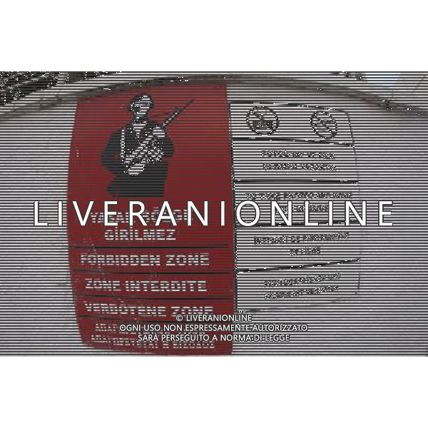 CIPRO-NICOSIA 25.01.2011 NICOSIA - NAZIONI UNITE NELLA ZONA DI CONFINE TAMPONE CIPRO - linea verde ULICZKI --- STREETS FOT. PIOTR KUCZA/NEWSPIX.PL AGALDOLIVERANI ONLYITALY