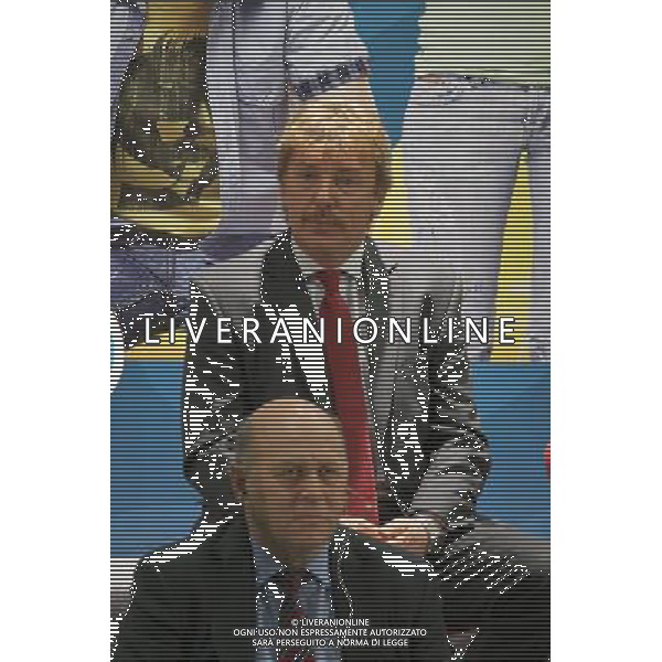 WARSZAWA 01.03.2011 INAUGURACJA SPRZEDAZY BILETOW NA EURO 2012 N Z GRZEGORZ LATO ZBIGNIEW BONIEK MICHAL PIESCIUK/ NEWSPIX.PL WARSAW 01.03.2011 BEGINNING OF EURO 2012 TICKET SALES GRZEGORZ LATO ZBIGNIEW BONIEK MICHAL PIESCIUK/ NEWSPIX.PL --- Newspix.pl TICKETS SALES ( FOOTBALL SPORT POLAND UEFA EURO 2012 ) /AG ALDO LIVERANI SAS UEFA EURO 2012 vendita biglietti (Sport Calcio UEFA EURO UCRAINA-POLONIA 2012) - ITALY ONLY - *** Local Caption *** .