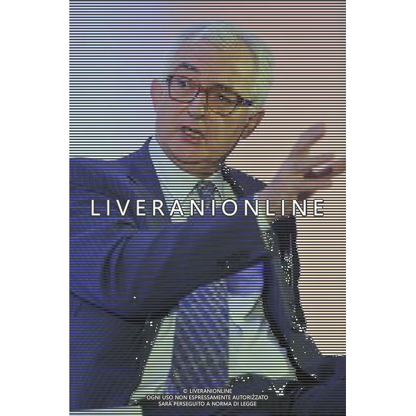 John Makinson, Chairman and CEO, Penguin Group speaking at the FT Digital Media and Broadcasting Conference 2011 in London today. ©PHOTOSHOT/Agenzia Aldo Liverani Sas - ITALY ONLY -