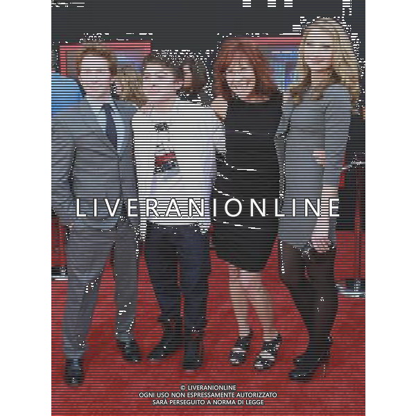 6 March 2011 - Hollywood, California - Seth Green, Ryan Ochoa, Mindy Sterling, Elisabeth Harnois. \'Mars Needs Moms 3D\' Los Angeles Premiere Held At The EL Capitan Theatre. Photo Credit: Kevan Brooks/AdMedia AG. ALDO LIVERANI SAS ITALY ONLY *** Local Caption *** .