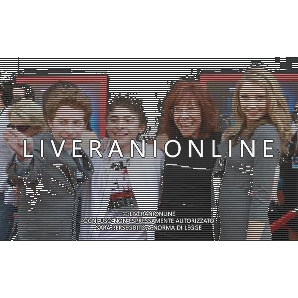 6 March 2011 - Hollywood, California - Seth Green, Ryan Ochoa, Mindy Sterling, Elisabeth Harnois. \'Mars Needs Moms 3D\' Los Angeles Premiere Held At The EL Capitan Theatre. Photo Credit: Kevan Brooks/AdMedia AG. ALDO LIVERANI SAS ITALY ONLY *** Local Caption *** .