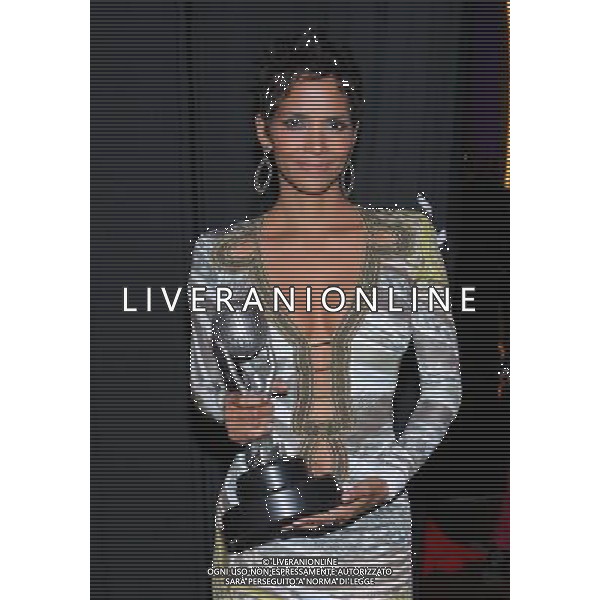4 March 2011- Los Angeles, California - Halle Berry. The 42nd NAACP Image Awards - Backstage held at The Shrine Auditorium. Photo: T. Conrad/AdMedia AG. ALDO LIVERANI SAS ITALY ONLY *** Local Caption *** .