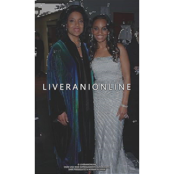 4 March 2011- Los Angeles, California - Phylicia Rashad and Anika Noni Rose. The 42nd NAACP Image Awards - Backstage held at The Shrine Auditorium. Photo: T. Conrad/AdMedia AG. ALDO LIVERANI SAS ITALY ONLY *** Local Caption *** .