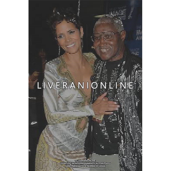 4 March 2011 - Los Angeles, California - Halle Berry and Bill Jones. 42nd Annual NAACP Image Awards - Press Room held at the Shrine Auditorium. Photo Credit: Byron Purvis/AdMedia AG. ALDO LIVERANI SAS ITALY ONLY *** Local Caption *** .