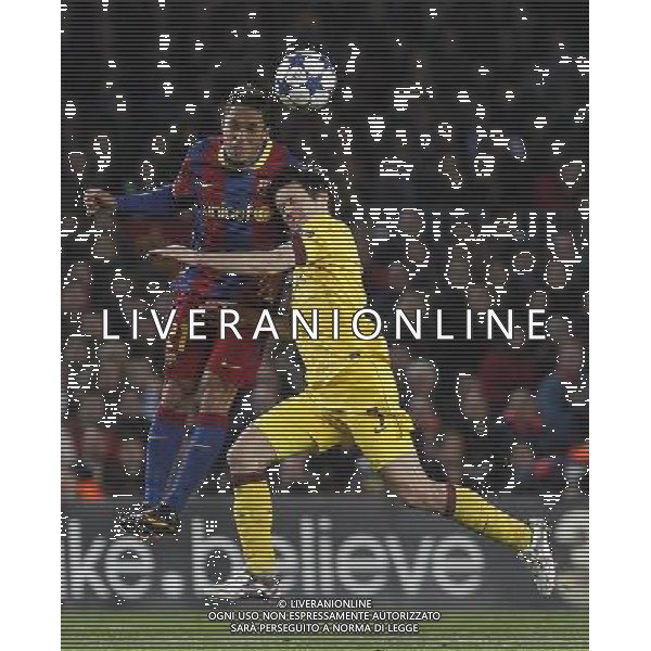 FC Barcelona\'s Adriano Correia (l) and Arsenal\'s Tomas Rosicky during UEFA Champions League match.March 8,2011. Photo: Acero / Alterphotos / ALFAQUI /AG ALDO LIVERANI SAS CHAMPIONS LEAGUE BARCELLONA ARSENAL - ITALY ONLY -