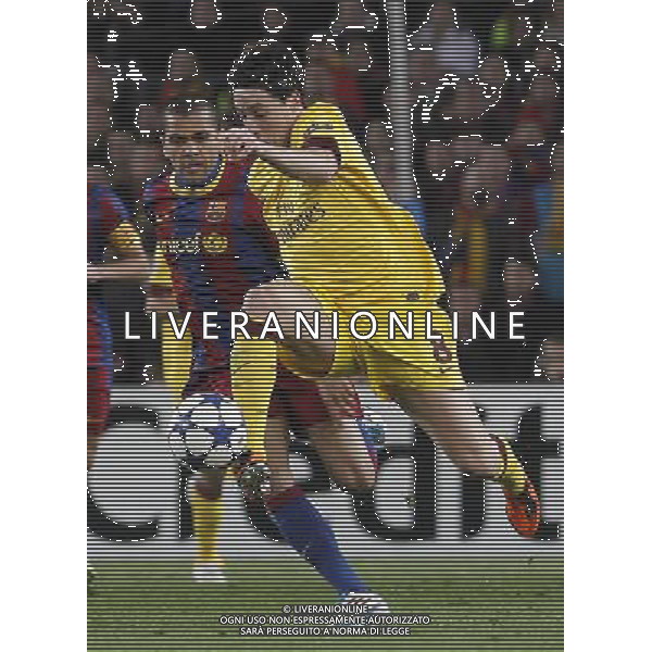 FC Barcelona\'s Daniel Alves (l) and Arsenal\'s Samir Nasri during UEFA Champions League match.March 8,2011. Photo: Acero / Alterphotos / ALFAQUI /AG ALDO LIVERANI SAS CHAMPIONS LEAGUE BARCELLONA ARSENAL - ITALY ONLY -