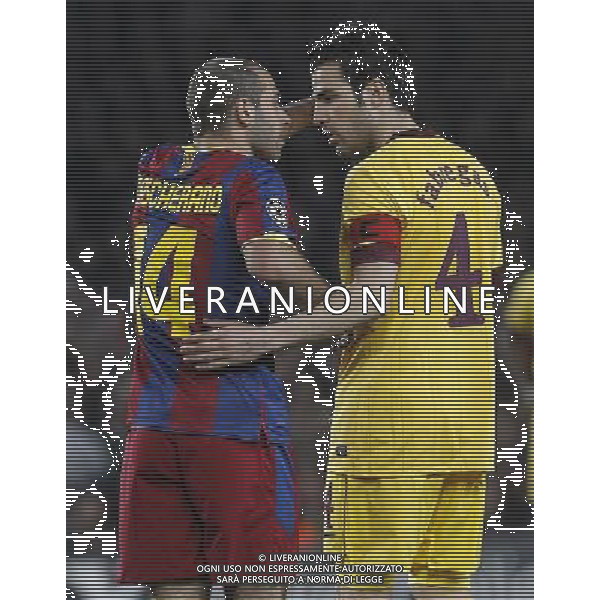 FC Barcelona\'s Javier Mascherano (l) and Arsenal\'s Cesc Fabregas have words during UEFA Champions League match.March 8,2011. Photo: Acero / Alterphotos / ALFAQUI /AG ALDO LIVERANI SAS CHAMPIONS LEAGUE BARCELLONA ARSENAL - ITALY ONLY -