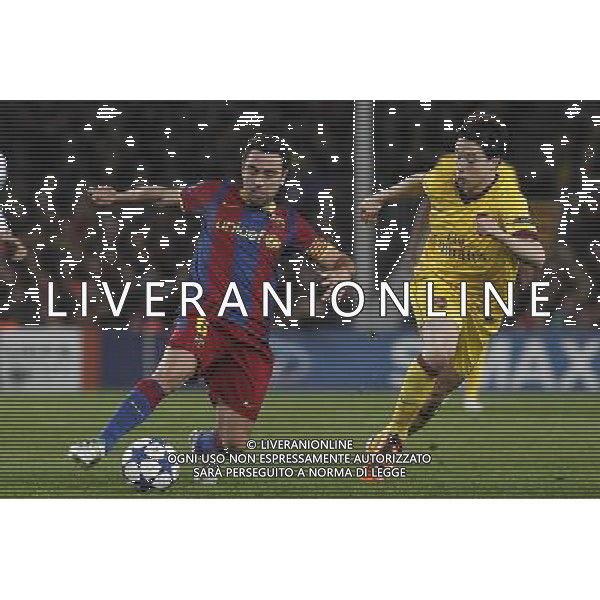 FC Barcelona\'s Xavi Hernandez (f) and Arsenal\'s Samir Nasri during UEFA Champions League match.March 8,2011. Photo: Acero / Alterphotos / ALFAQUI /AG ALDO LIVERANI SAS CHAMPIONS LEAGUE BARCELLONA ARSENAL - ITALY ONLY -