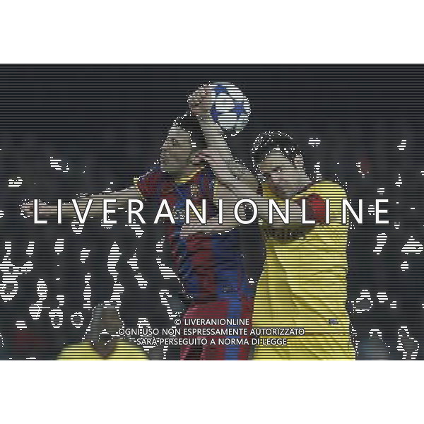 FC Barcelona\'s David Villa (l) and Arsenal\'s Cesc Fabregas during UEFA Champions League match.March 8,2011. Photo: Acero / Alterphotos / ALFAQUI /AG ALDO LIVERANI SAS CHAMPIONS LEAGUE BARCELLONA ARSENAL - ITALY ONLY -