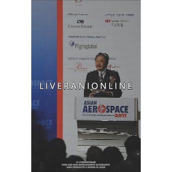 (110308) -- HONG KONG, March 8, 2011() -- Hong Kong Financial Secretary John Tsang delivers a speech during the opening ceremony of the Asian Aerospace Expo and Congress 2011 in south China\'s Hong Kong, March 8, 2011. Over 11,000 trade delegates and 270 exhibitors from 32 countries and regions have registered for the conference kicked off on Tuesday. The conference featured a packed program including a three-day Congress, Asian Business Aviation, Air Freight Asia, Asia Pacific Airline Training Symposium and Aviation Awards Asia. (/Song Zhenping) (xzj) HONG KONG - Cerimonia di apertura della Asian Aerospace Expo e Congress 2011 . Oltre 11.000 delegati del commercio e 270 espositori provenienti da 32 paesi partecipano all\'esposizione AG. ALDO LIVERANI SAS ITALY ONLY *** Local Caption *** .