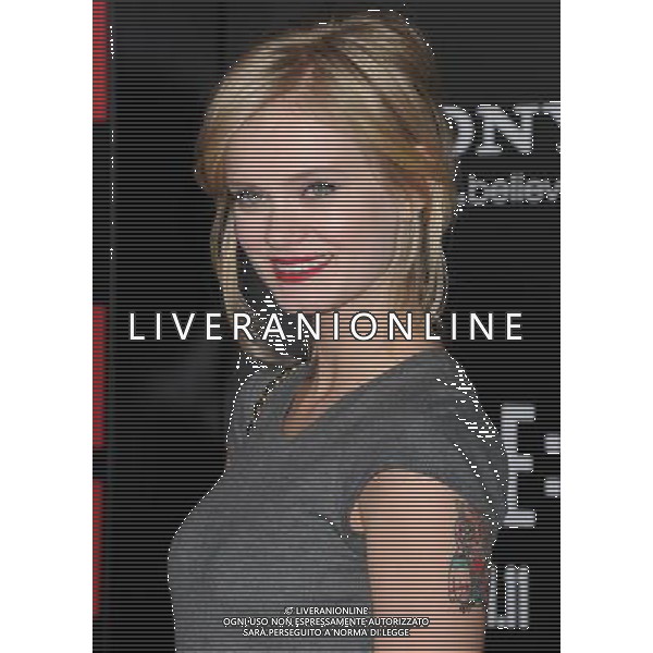Sara Paxton Photo by Gilbert Flores \'Battle: Los Angeles \' Los Angeles Premiere at the Regency Village Theatre March 8, 2011 - Westwood, California /AG ALDO LIVERANI SAS - ITALY ONLY -