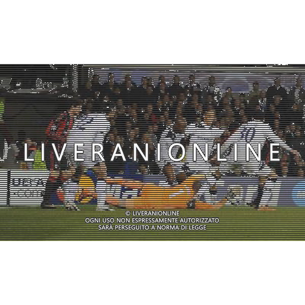 UEFA Champions League 2010/2011 Round of 16 Londra - 09.03.2011 Tottenham-Milan Nella Foto:occasione di robinho /Ph.Vitez-Ag. Aldo Liverani