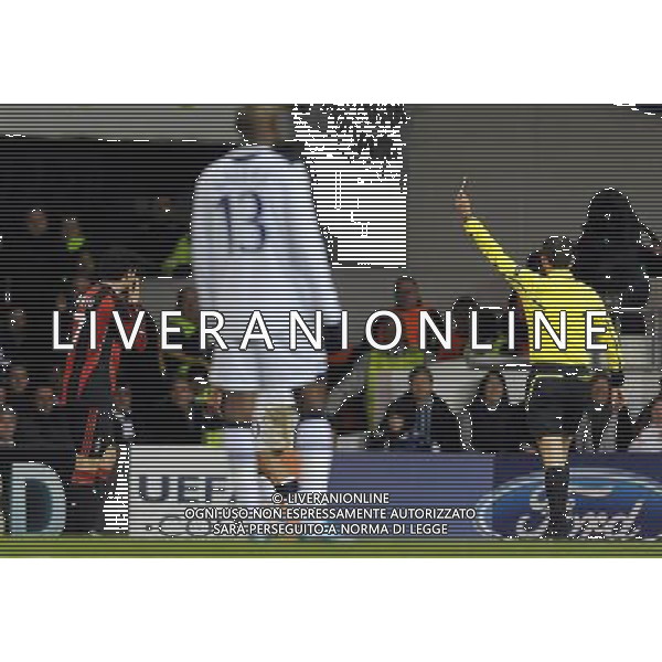 UEFA Champions League 2010/2011 Round of 16 Londra - 09.03.2011 Tottenham-Milan Nella Foto:alexandre pato ammonizione /Ph.Vitez-Ag. Aldo Liverani