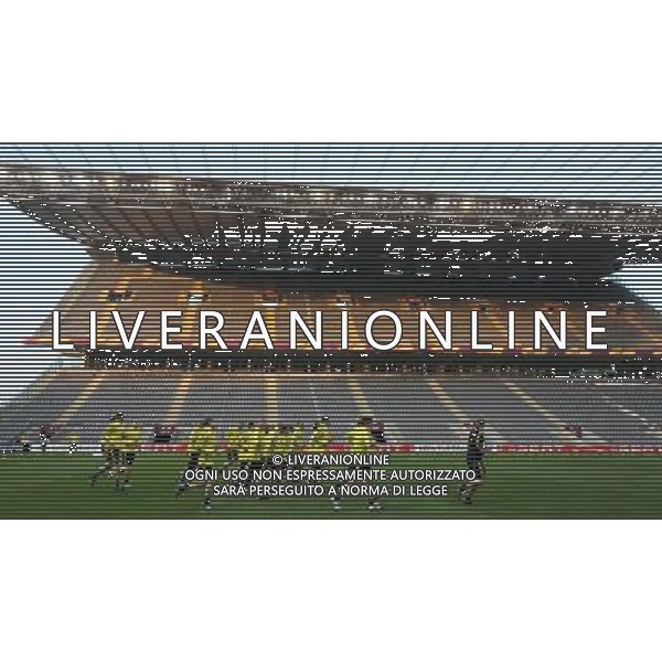 20110309: BRAGA, PORTUGAL - Liverpool FC training session before Europa League match against SC Braga. In picture: Liverpool players. PHOTO: Pedro Benavente/CITYFILES LIGA EUROPY UEFA SEZON 2010/2011 PILKA NOZNA TRENING LIVERPPOL PRED MECZEM Z BRAGA FOT. CITYFILES/NEWSPIX.PL PORTUGAL,BRAZIL,SPAIN,GERMANY,FRANCE,UK OUT !!! --- Newspix.pl ALLENAMENTO E CONFERENZA STAMPA DEL LIVERPOOL CALCIO A BRAGA ©AG ALDO LIVERANI SAS - ITALY ONLY - *** Local Caption *** .