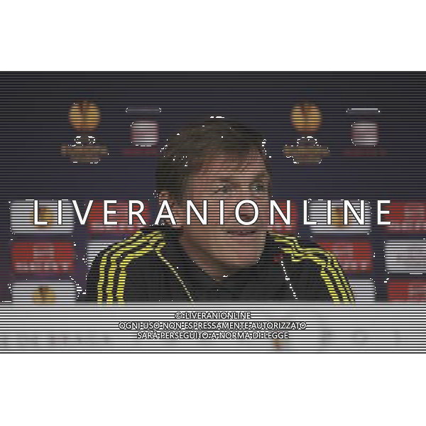 20110309: BRAGA, PORTUGAL - Liverpool FC press conference before Europa League match against SC Braga. In picture: Kenny Dalglish. PHOTO: Pedro Benavente/CITYFILES LIGA EUROPY UEFA SEZON 2010/2011 PILKA NOZNA TRENING LIVERPPOL PRED MECZEM Z BRAGA FOT. CITYFILES/NEWSPIX.PL PORTUGAL,BRAZIL,SPAIN,GERMANY,FRANCE,UK OUT !!! --- Newspix.pl ALLENAMENTO E CONFERENZA STAMPA DEL LIVERPOOL CALCIO A BRAGA ©AG ALDO LIVERANI SAS - ITALY ONLY - *** Local Caption *** .