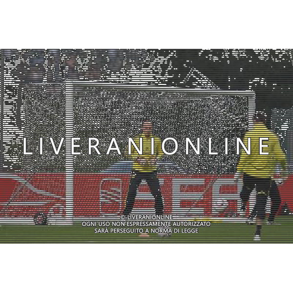 20110309: BRAGA, PORTUGAL - Liverpool FC training session before Europa League match against SC Braga. In picture: Pepe Reina. PHOTO: Pedro Benavente/CITYFILES LIGA EUROPY UEFA SEZON 2010/2011 PILKA NOZNA TRENING LIVERPPOL PRED MECZEM Z BRAGA FOT. CITYFILES/NEWSPIX.PL PORTUGAL,BRAZIL,SPAIN,GERMANY,FRANCE,UK OUT !!! --- Newspix.pl ALLENAMENTO E CONFERENZA STAMPA DEL LIVERPOOL CALCIO A BRAGA ©AG ALDO LIVERANI SAS - ITALY ONLY - *** Local Caption *** .