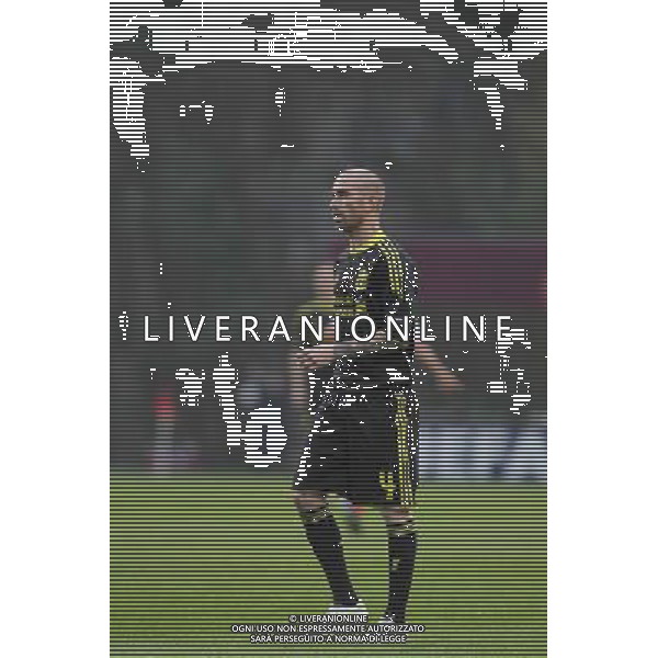 20110310: BRAGA, PORTUGAL - SC Braga vs Liverpool FC: Europa League 2010/2011, round of 8, 1st leg. In picture: Raul Meireles. PHOTO: Pedro Benavente/CITYFILES LIGA EUROPY UEFA SEZON 2010/2011 PILKA NOZNA BRAGA - LIVERPOOL FOT. CITYFILES/NEWSPIX.PL PORTUGAL,BRAZIL,SPAIN,GERMANY,FRANCE,UK OUT !!! --- Newspix.pl EUROIPA LEAGUE BRAGA-LIVERPOOL ©AG ALDO LIVERNAI SAS - ITALY ONLY - *** Local Caption *** .