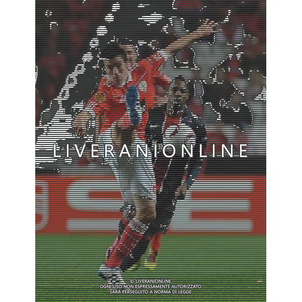 20110310: LISBON, PORTUGAL - SL Benfica vs PSG (Paris Saint Germain): Europa League 2010/2011, round of 8, 1st leg. In picture: Nico Gaitan (Benfica). PHOTO: Alvaro Isidoro/CITYFILES LIGA EUROPY UEFA SEZON 2010/2011 PILKA NOZNA BENFICA LIZBONA vs PSG FOT. CITYFILES/NEWSPIX.PL PORTUGAL,BRAZIL,SPAIN,GERMANY,FRANCE,UK OUT !!! --- Newspix.pl EUROPA LEAGUE BENFICA PSG ©AG ALDO LIVERANI SAS - ITALY ONLY - *** Local Caption *** .